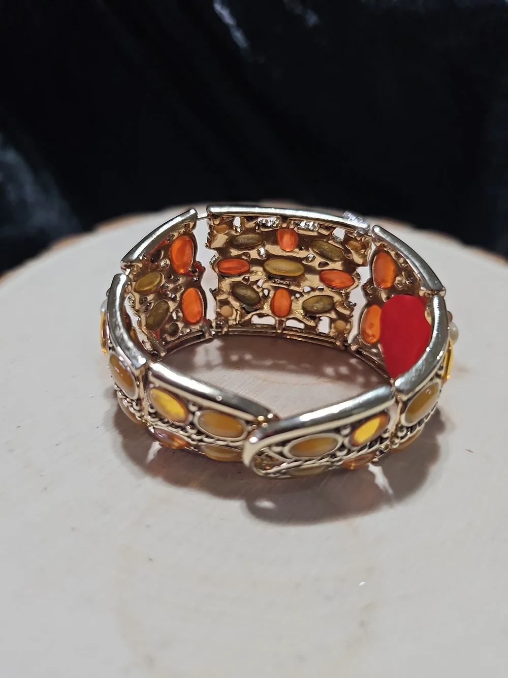 N/A gold tone